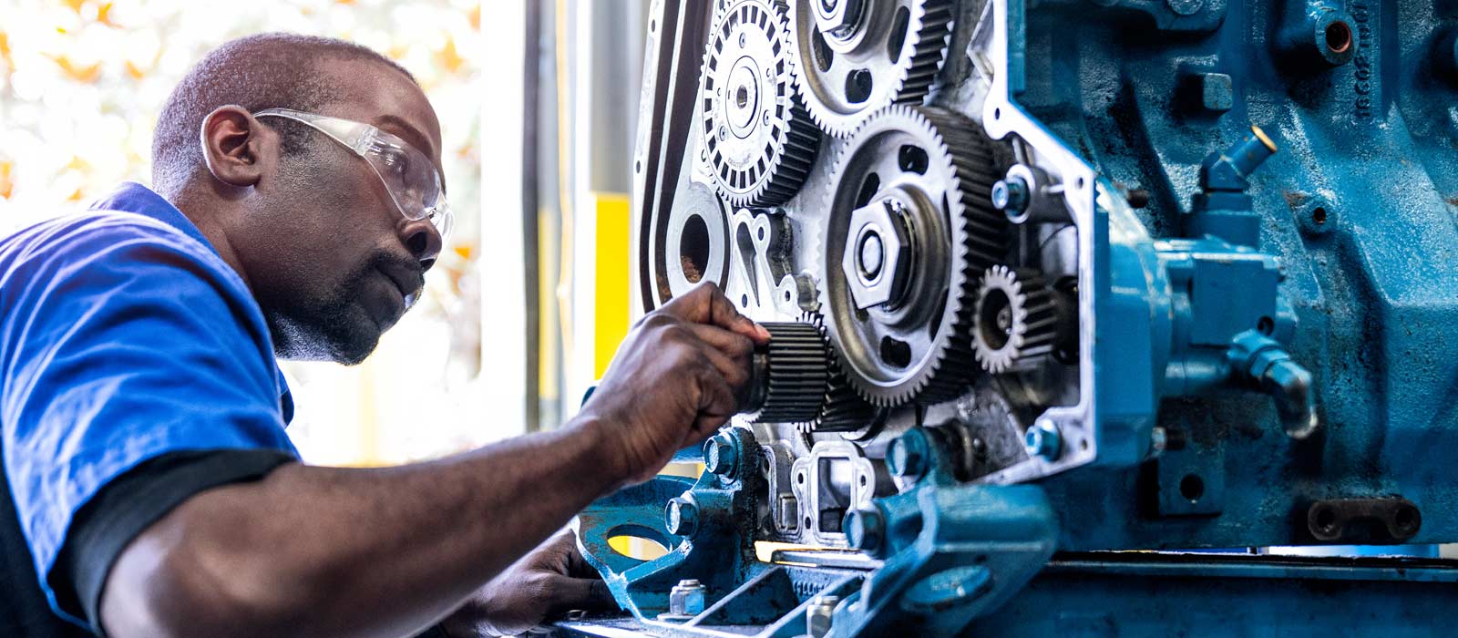 tech assessing truck brakes